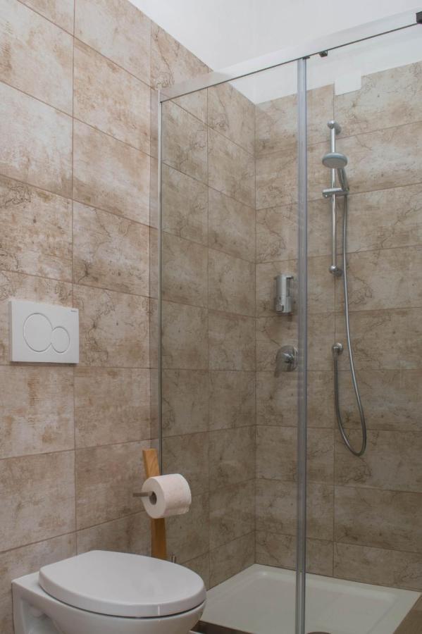 רומא Tiber Rooms Testaccio מראה חיצוני תמונה