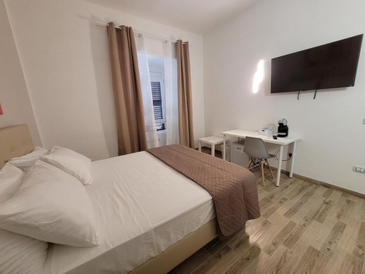 רומא Tiber Rooms Testaccio מראה חיצוני תמונה