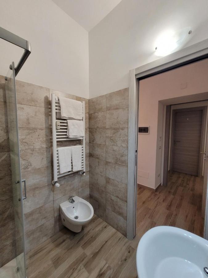 רומא Tiber Rooms Testaccio מראה חיצוני תמונה