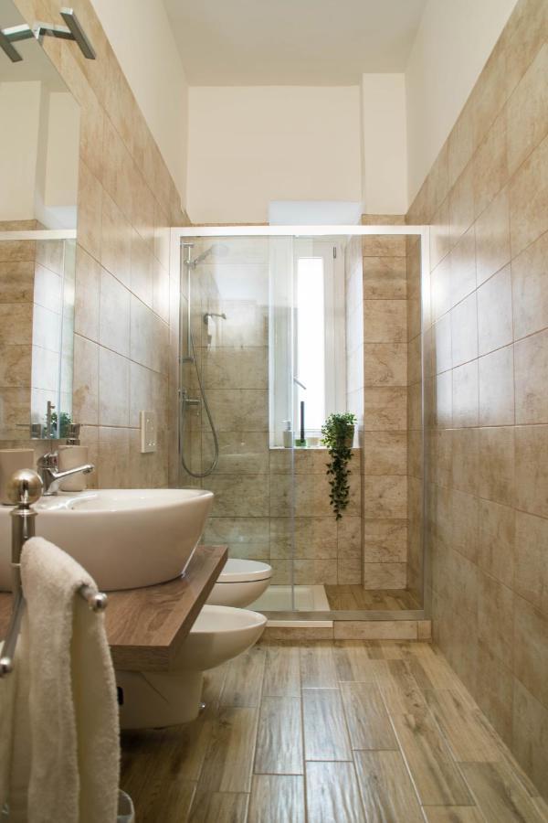 רומא Tiber Rooms Testaccio מראה חיצוני תמונה